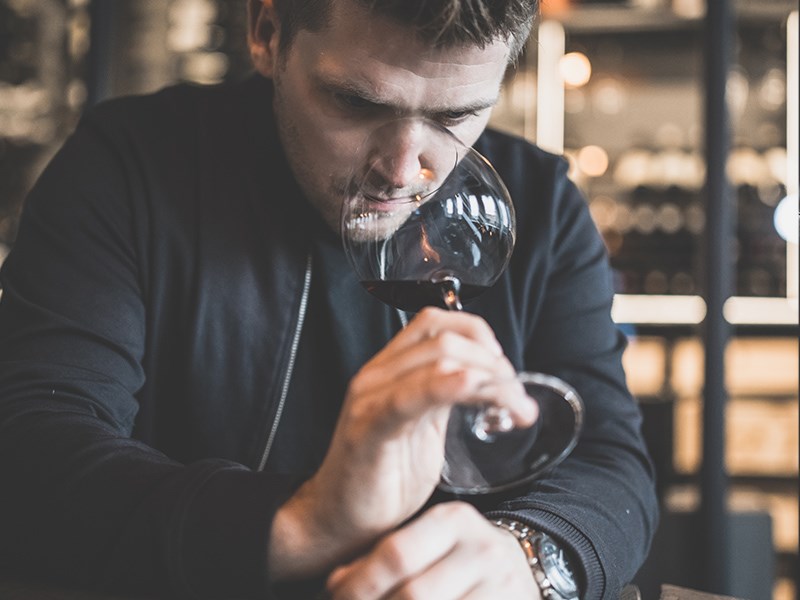 CEO för RareWine Group - Mads Jensen